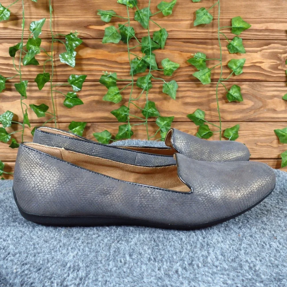 Comfortiva Corwin Womens Loafer Flat Sz 10M Casual Walking Gray Metallic Leather